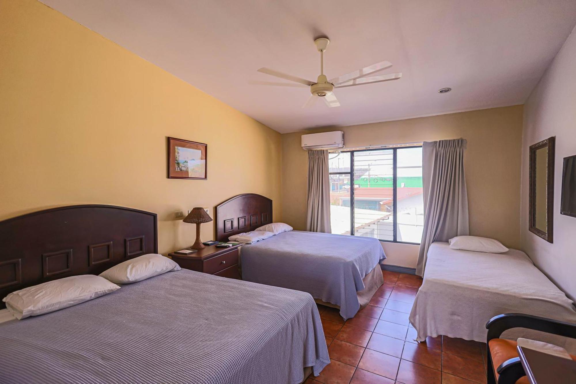 Hotel Cana Brava Inn Cañas Zewnętrze zdjęcie