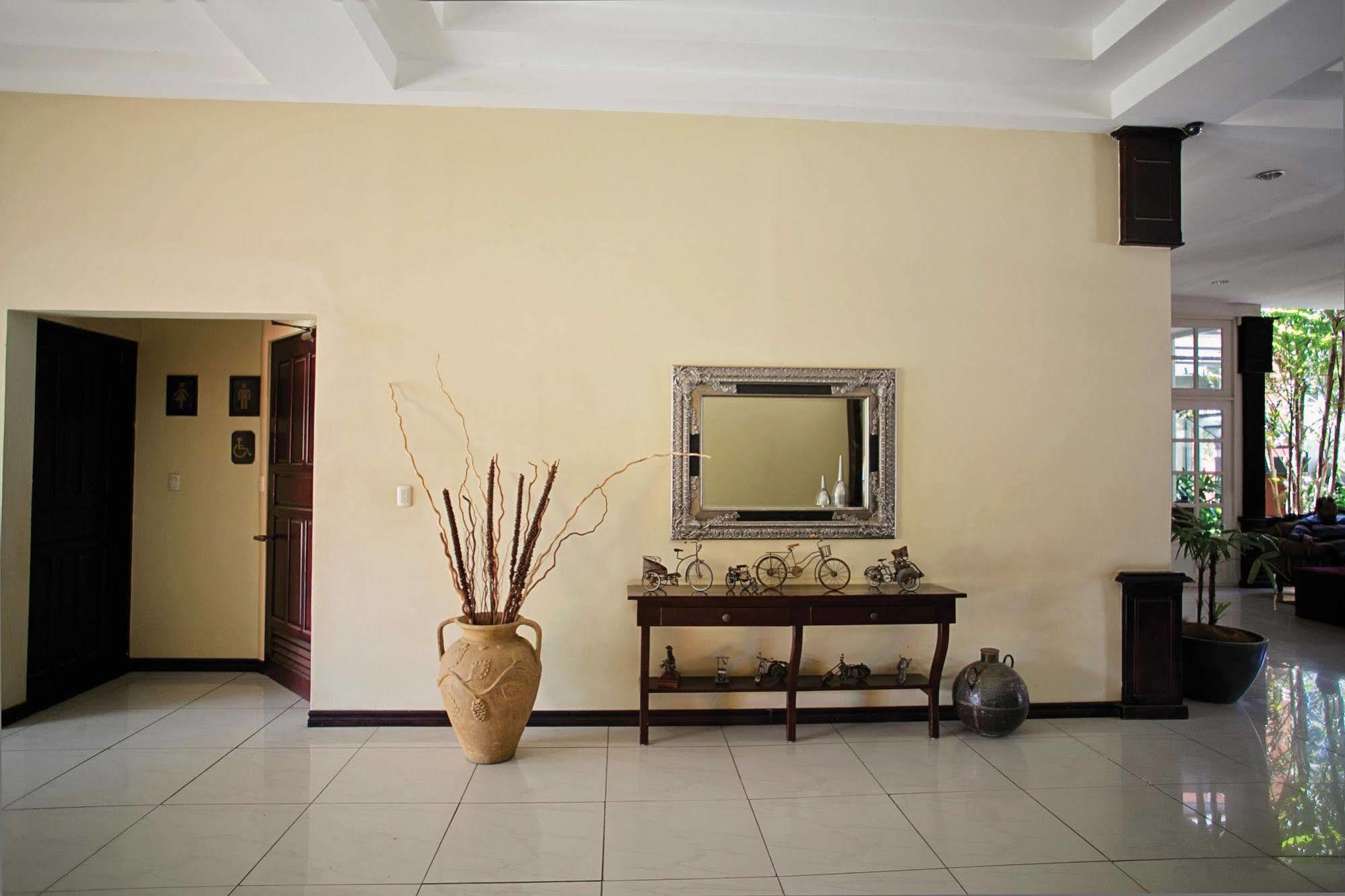 Hotel Cana Brava Inn Cañas Zewnętrze zdjęcie