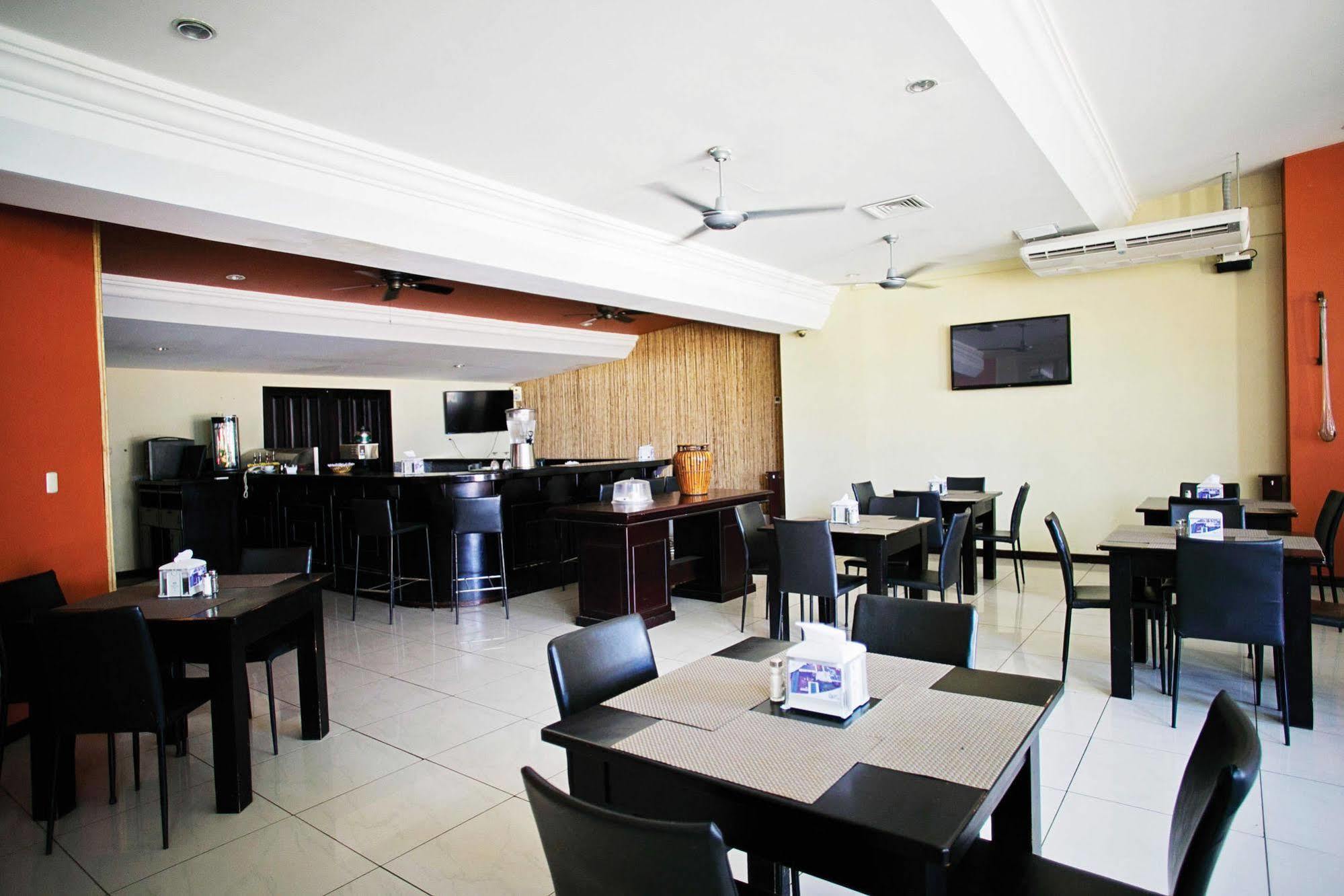 Hotel Cana Brava Inn Cañas Zewnętrze zdjęcie