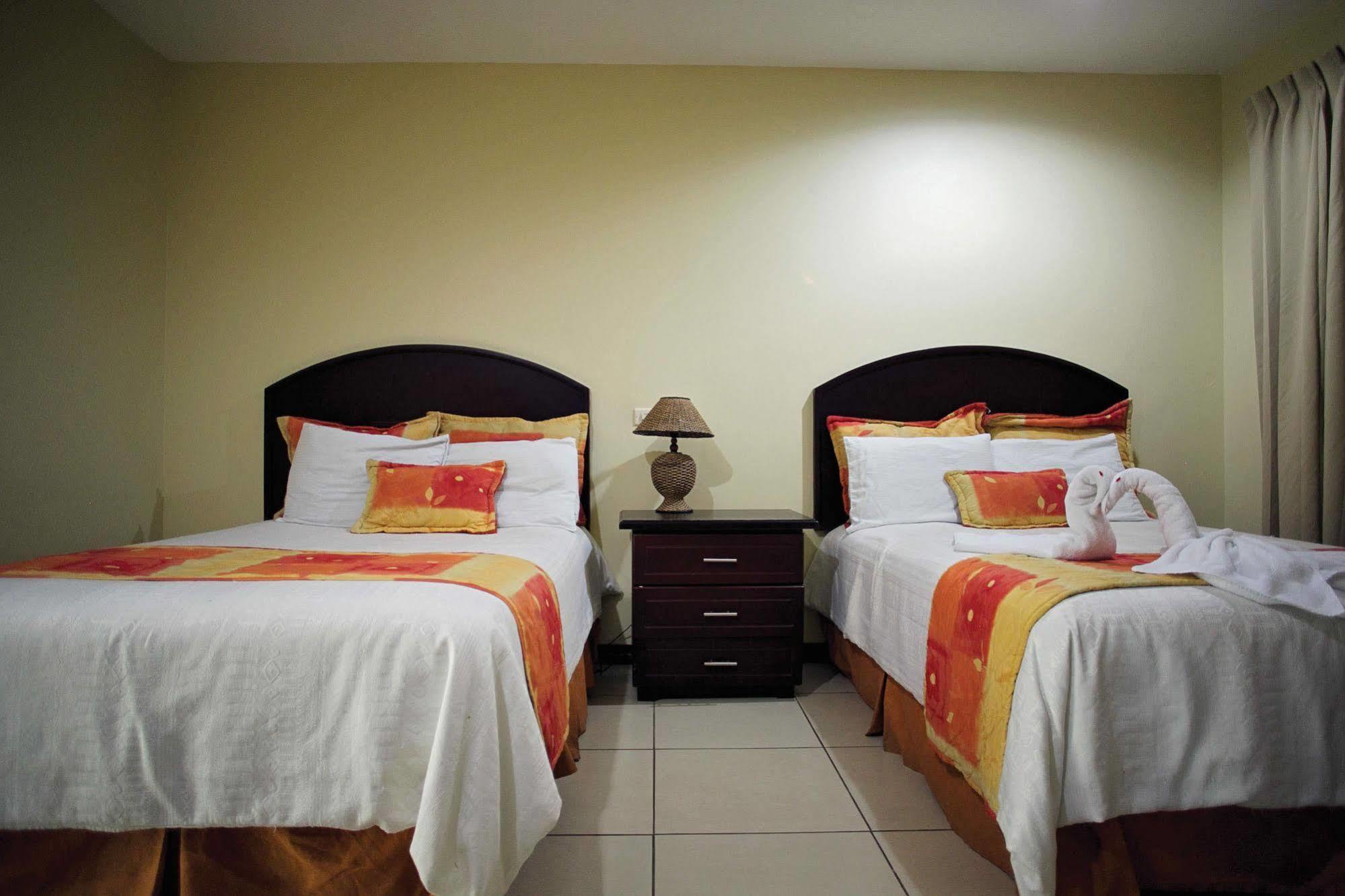Hotel Cana Brava Inn Cañas Zewnętrze zdjęcie