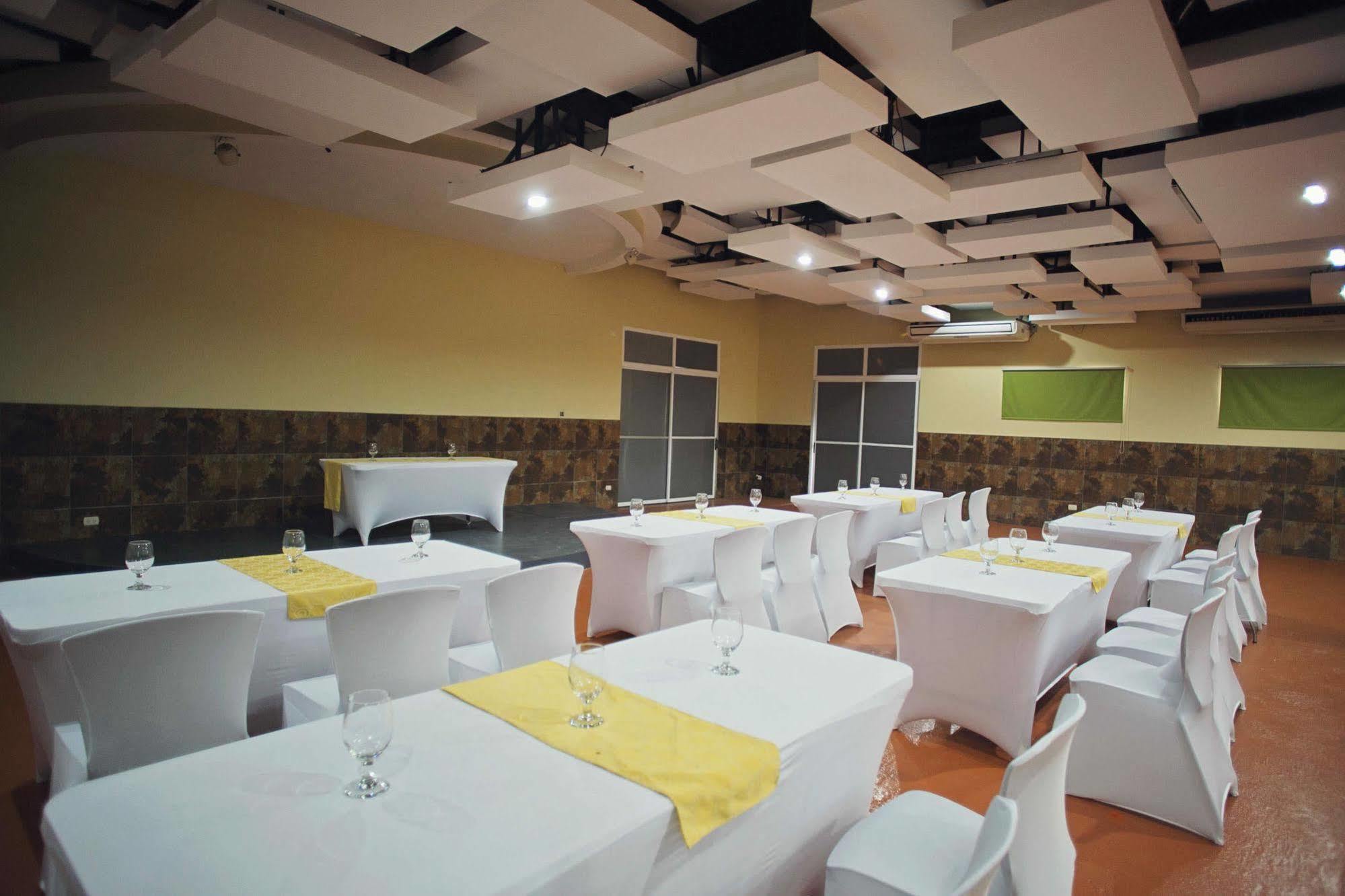 Hotel Cana Brava Inn Cañas Zewnętrze zdjęcie